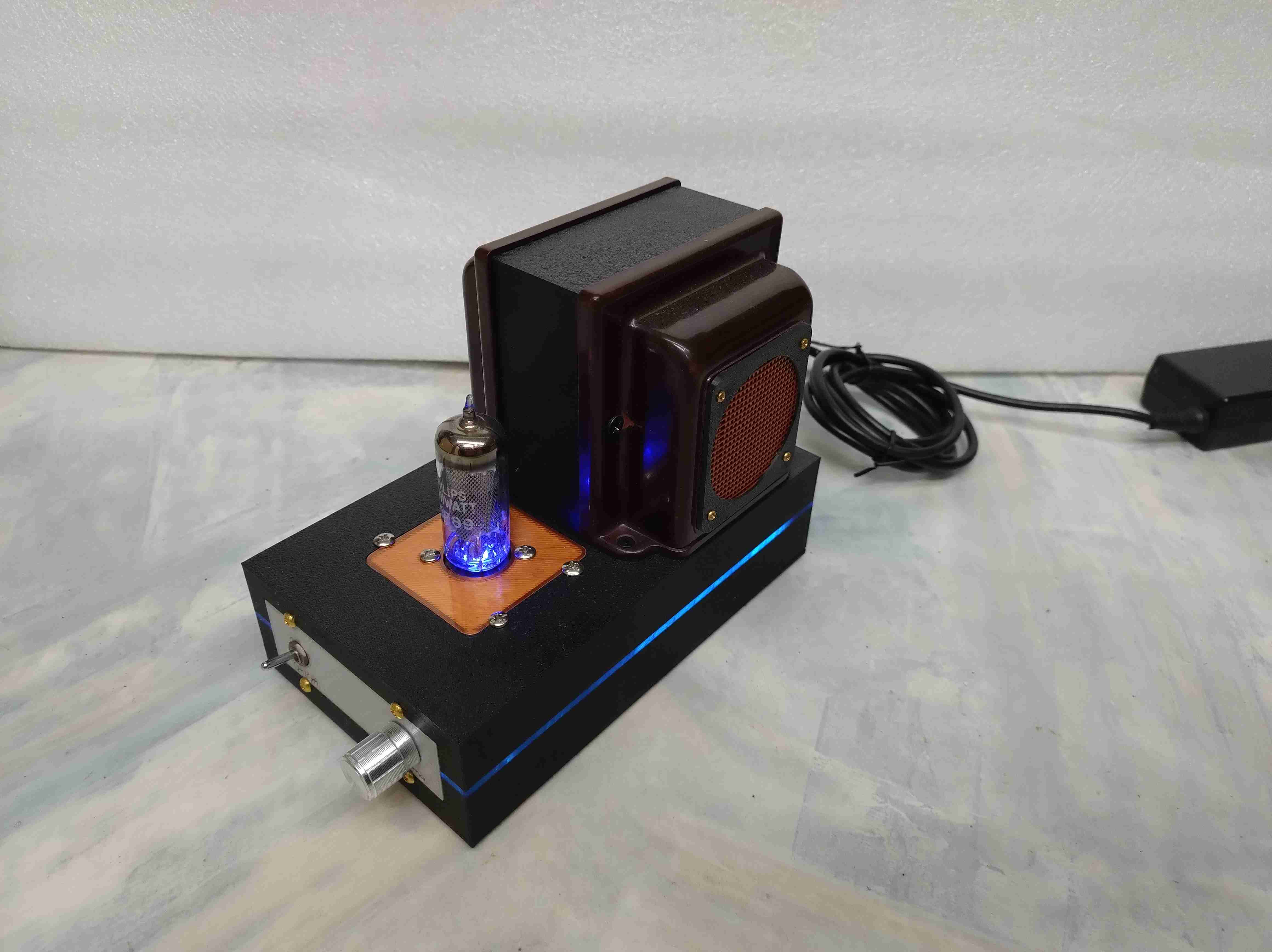 BLUETOOTH SPEAKER